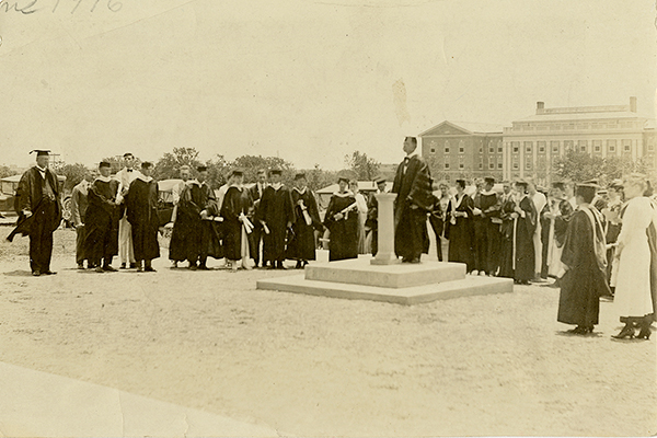 Spring 1916, Photograph of SMU's first graduating class