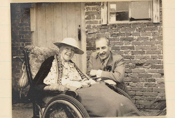 [Diary, Evelyn Wellington (Duchess of Wellington) and Sir Victor, West Green House, Hampshire]