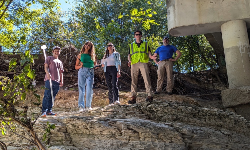 Students in the environmental engineering bachelor’s degree program conduct fieldwork with expert faculty