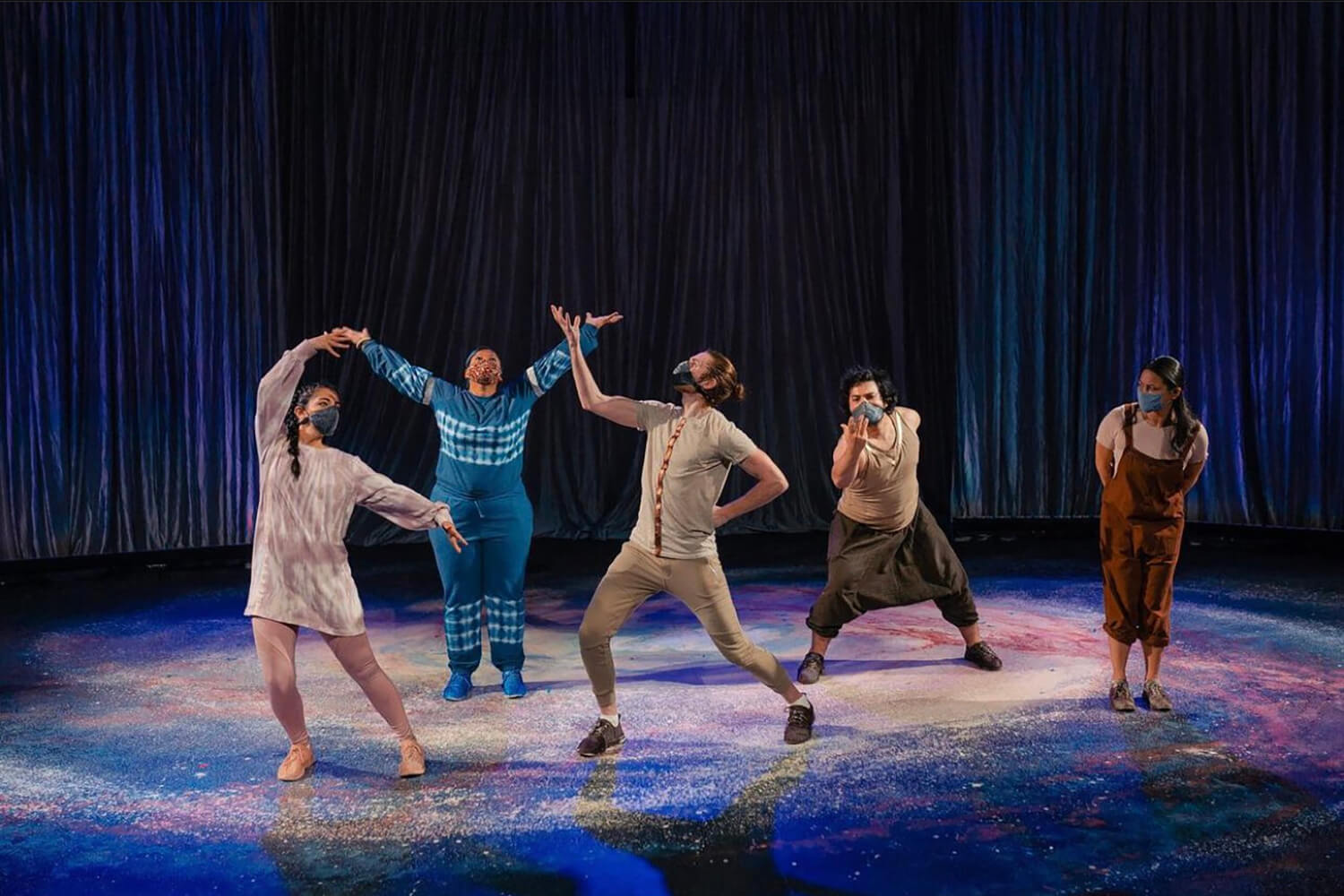 Victoria-A-Cruz-Dancers