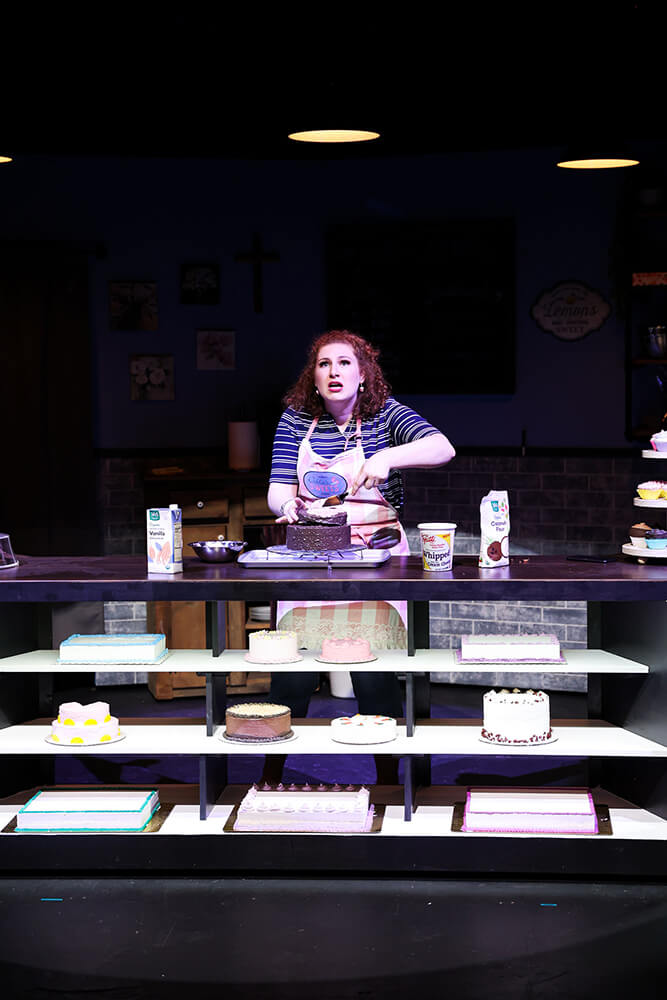 Kally-Duncan-Della-The-Cake