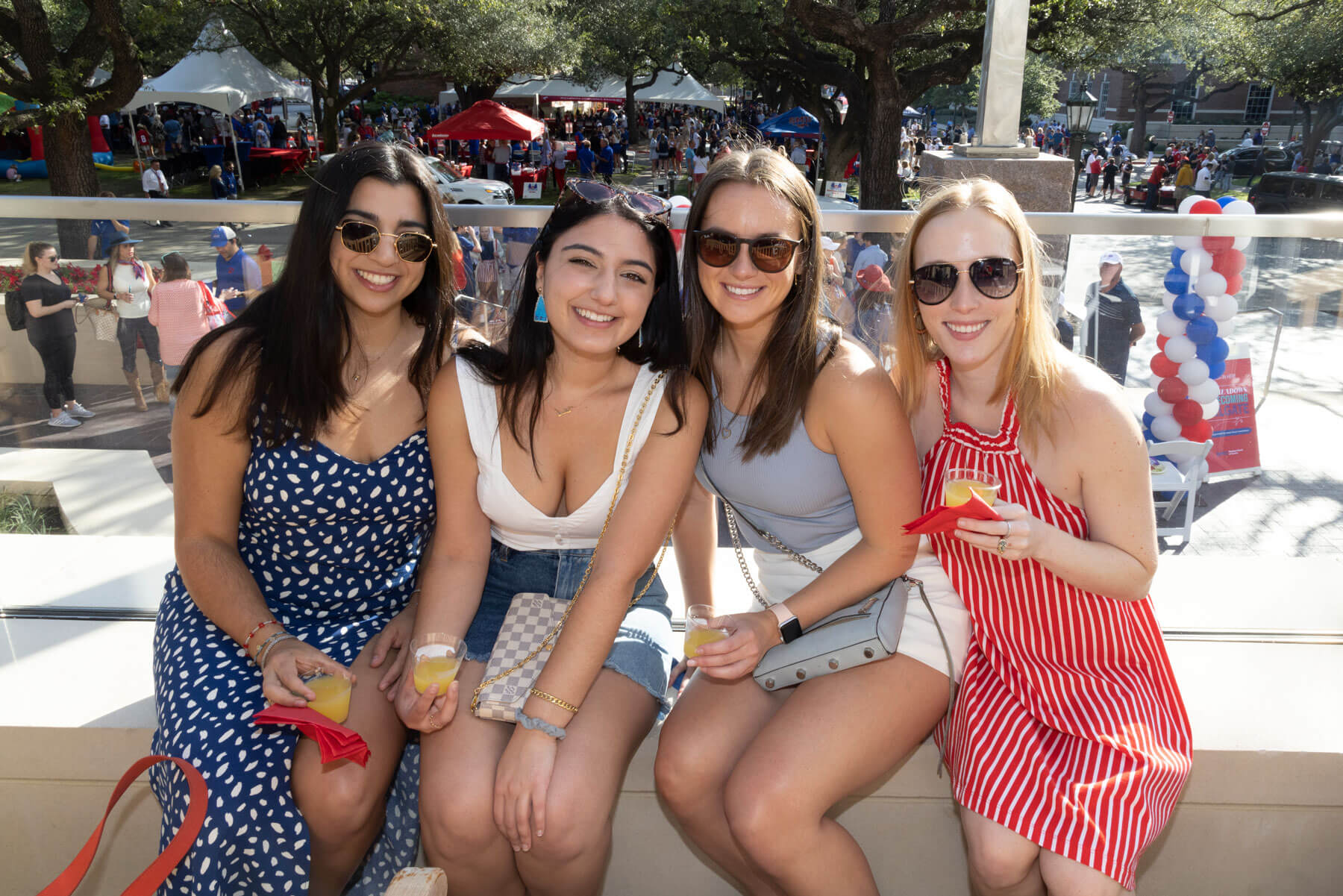 SMU Homecoming group of girls