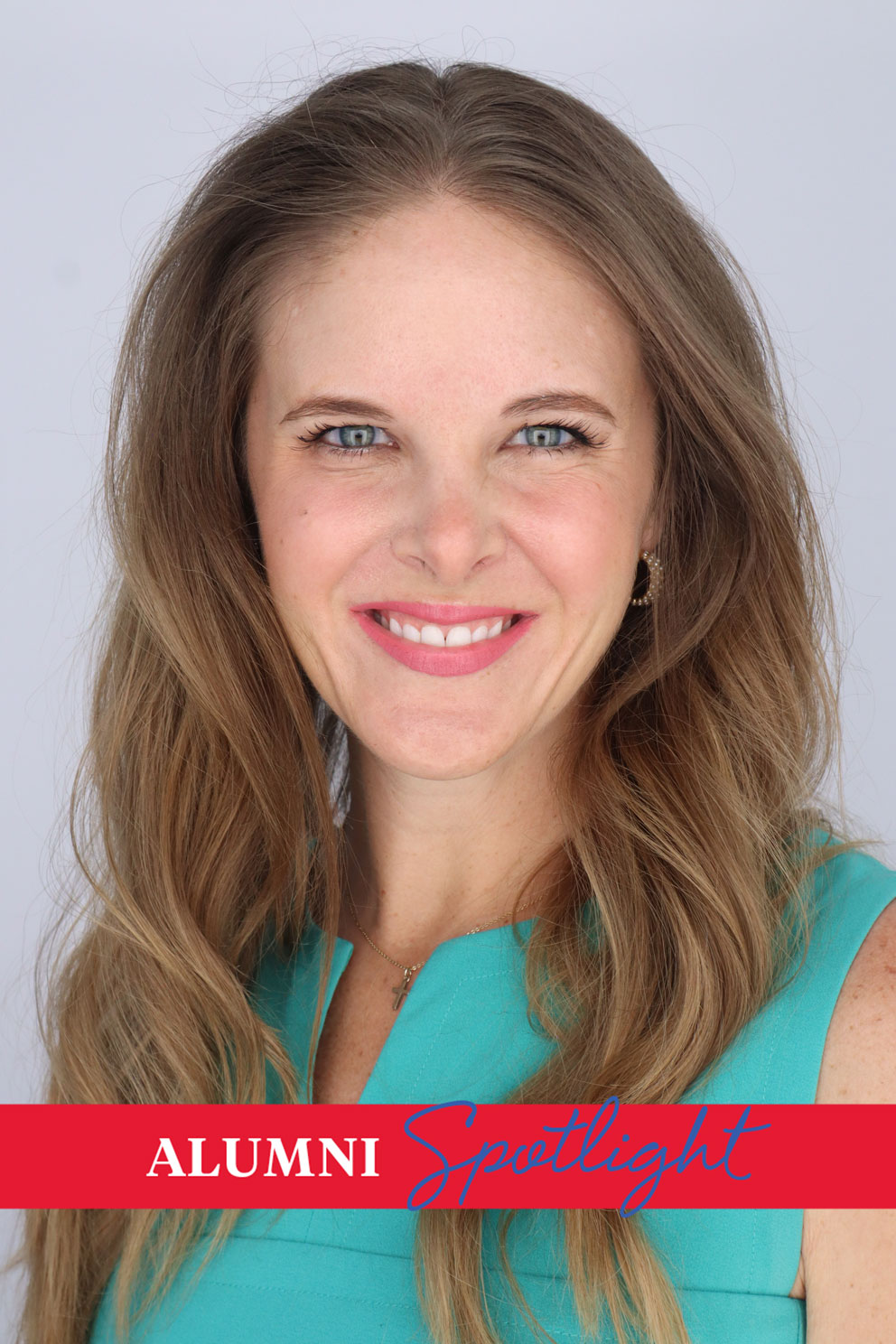 Headshot of journalism alum Nicole Jacobsen Mayberry