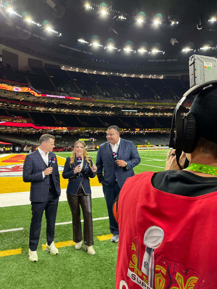 Telemundo Deportes hosts Miguel Gurwitz (left), Ariana Figuera (middle), Rolando Cantú (right) at Super Bowl LIX