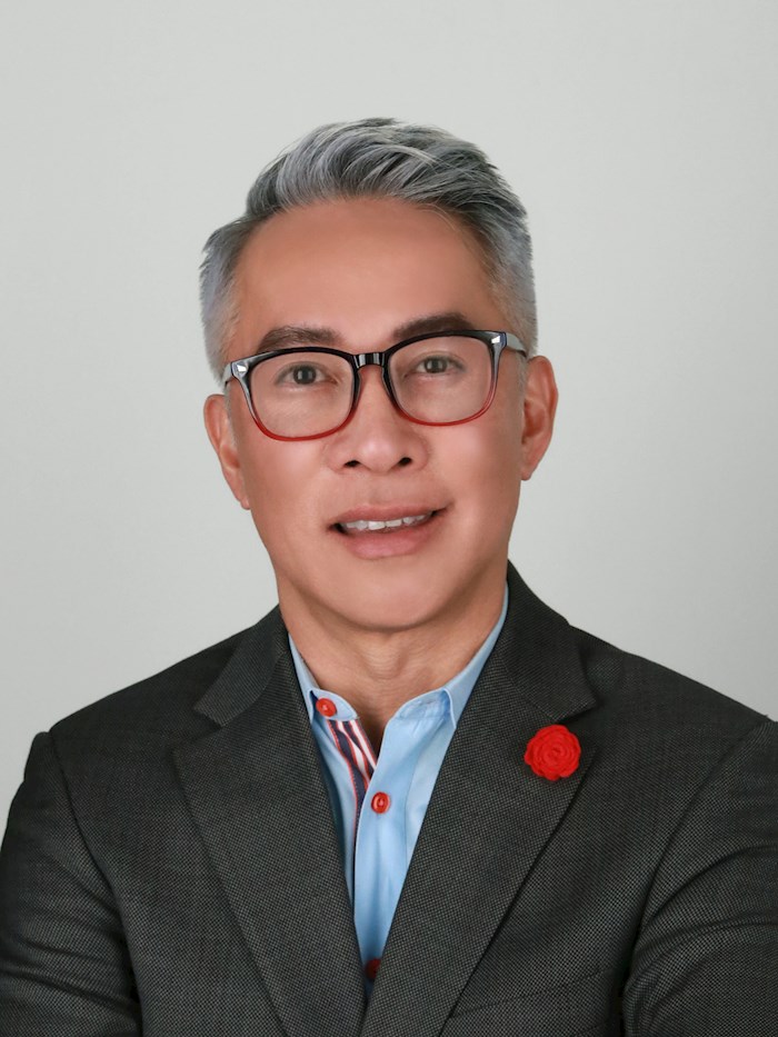 Headshot of SMU DataArts' new Nasher Haemisegger Fellow Bao-Long Chu