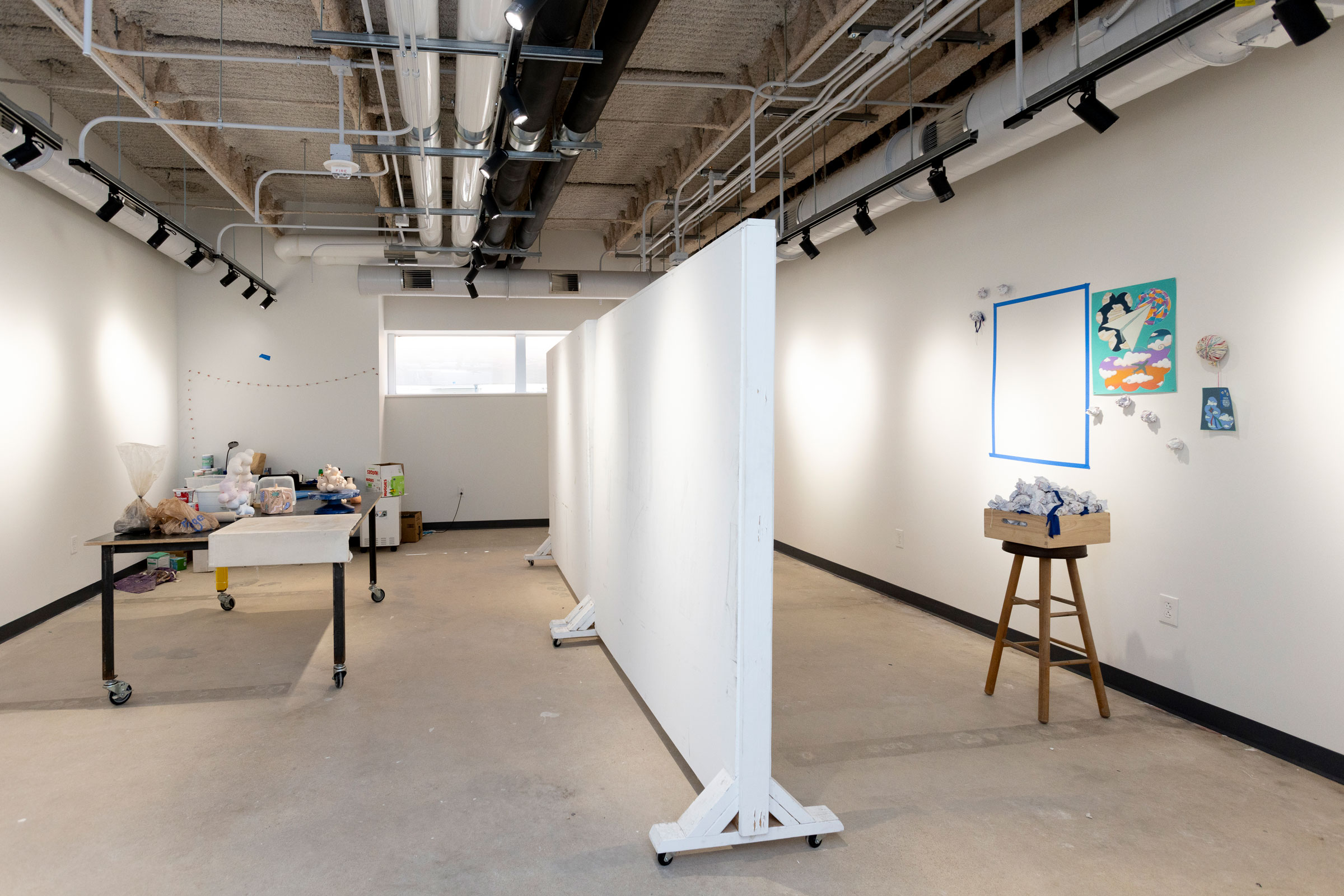 Graduate students in the M.F.A. program can use the private or two-person studios in SMU Meadows’ Prothro Suite.
