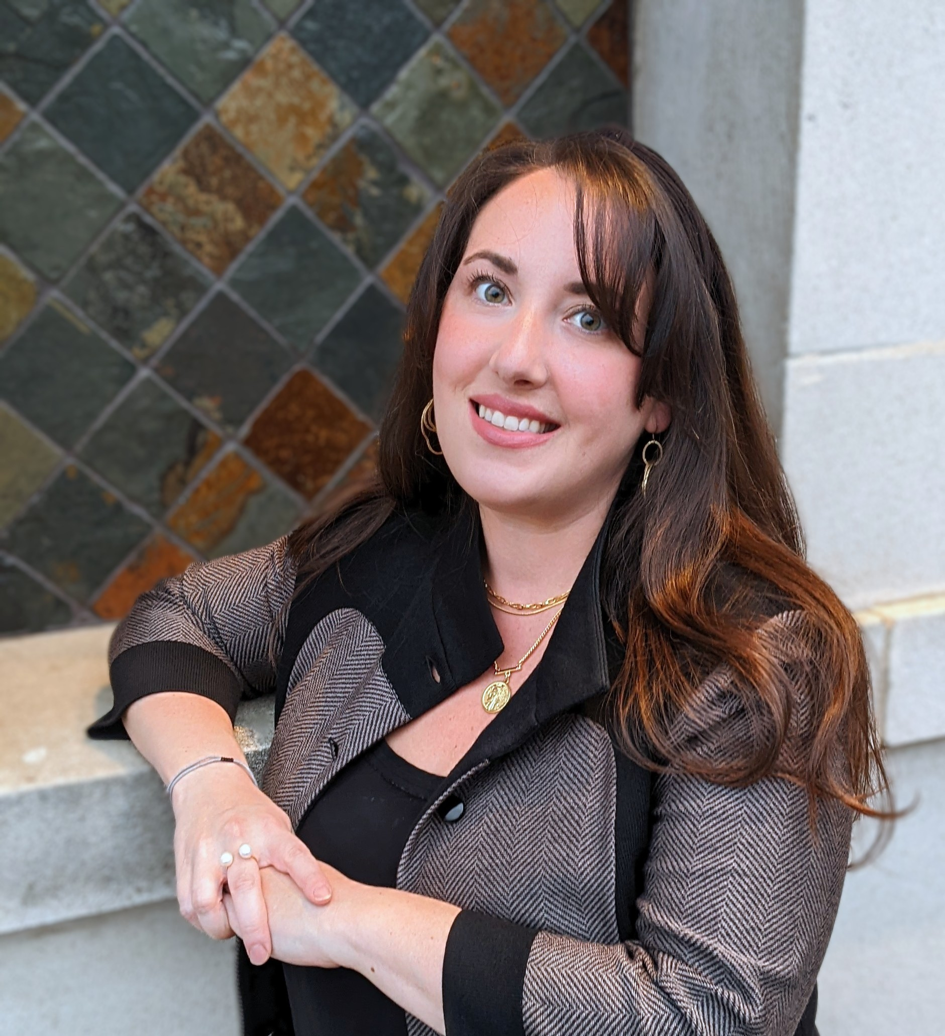 Ester Ippolito Harrison-headshot