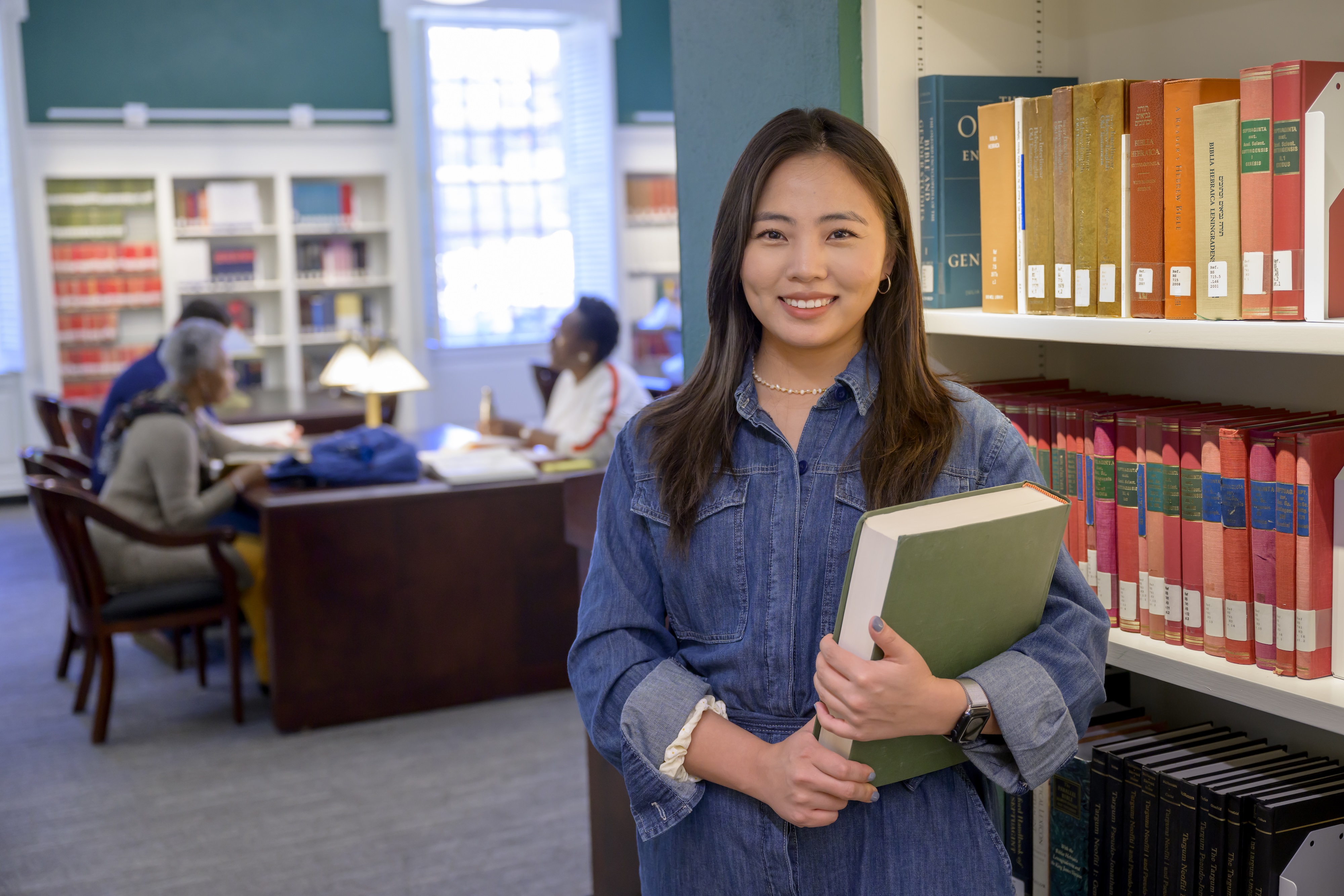 Perkins students in the Master of Theological Studies program access expert faculty and excellent facilities.