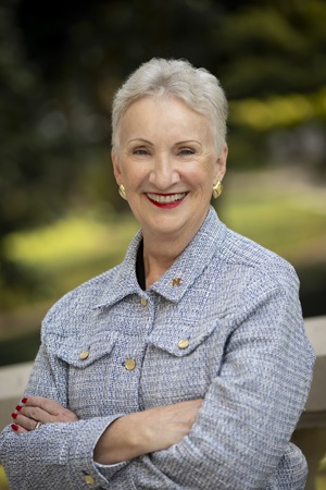 Dr. Rita Kirk