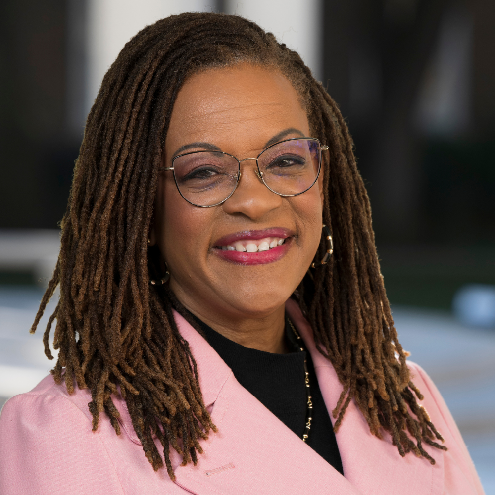 Portrait of Jessica Dixon Weaver