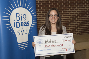 Elizabeth Hanna with her big ideas check 