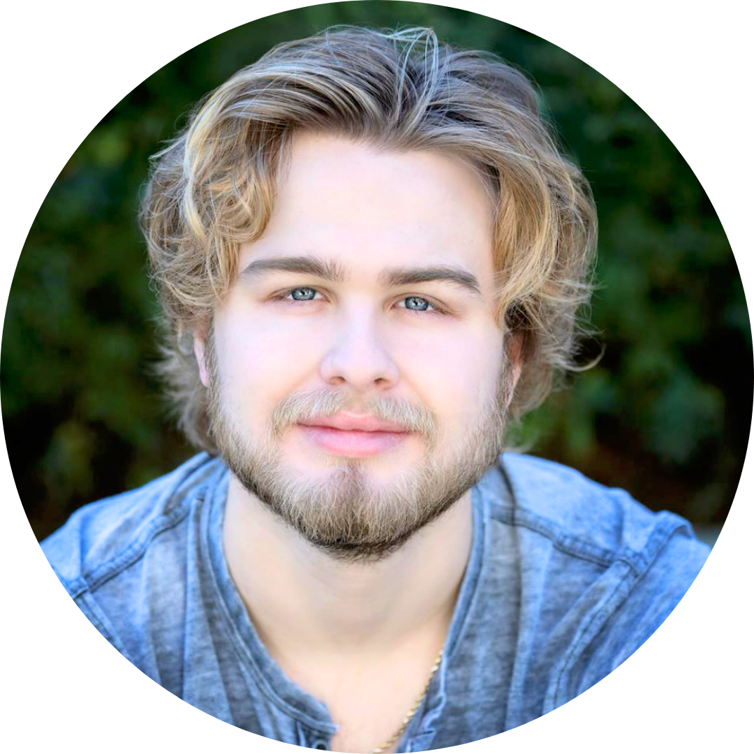 Headshot of Engaged Learning Fellow Owen Davis