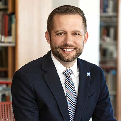 Dustin Grabsch headshot