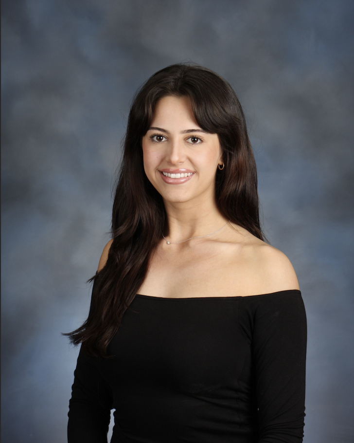 Headshot image of Zoe Gomez