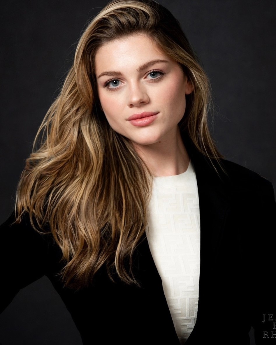 Headshot image of Lily Hewitt