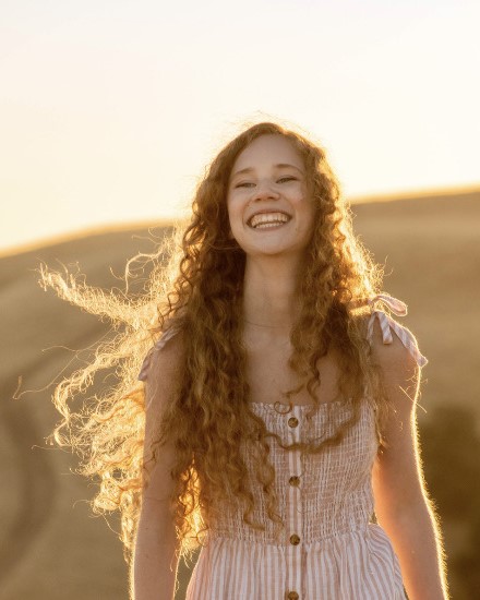 Headshot of Ryleigh Etie