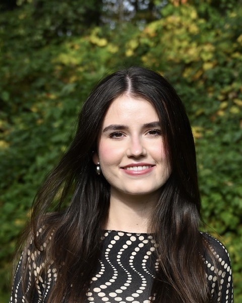 Headshot of Saskia Jakubcin