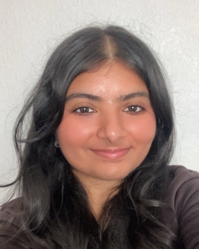 Headshot of Fabeha Bawany