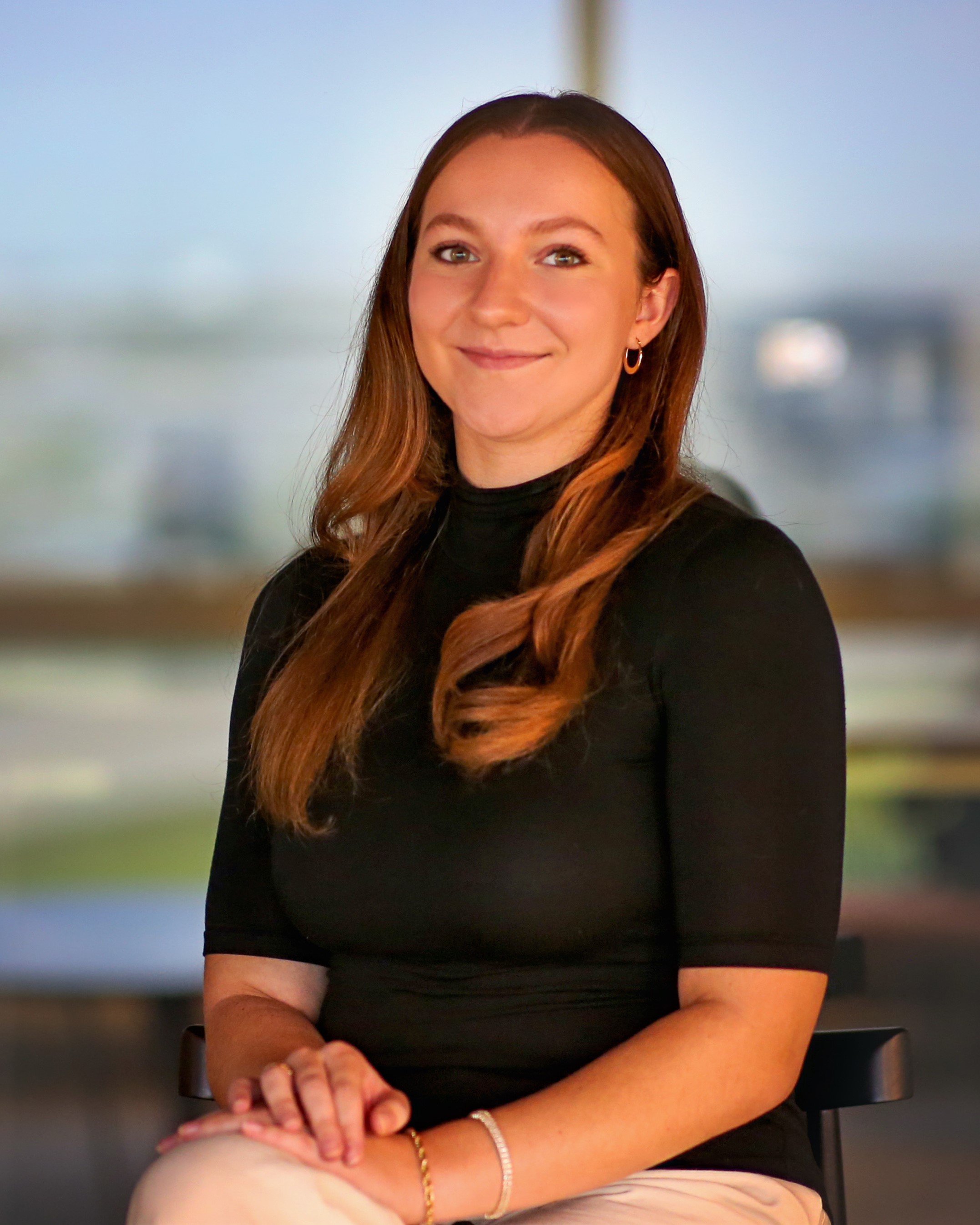 Headshot image of Catherine Farley