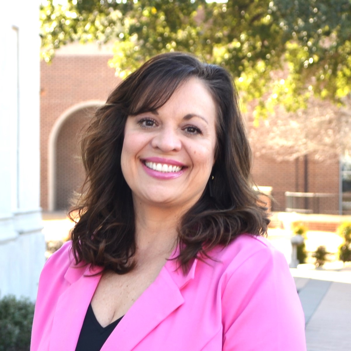Headshot of Veronica Gutierrez, Academic Advisor in the University Advising Center at Southern Methodist University.