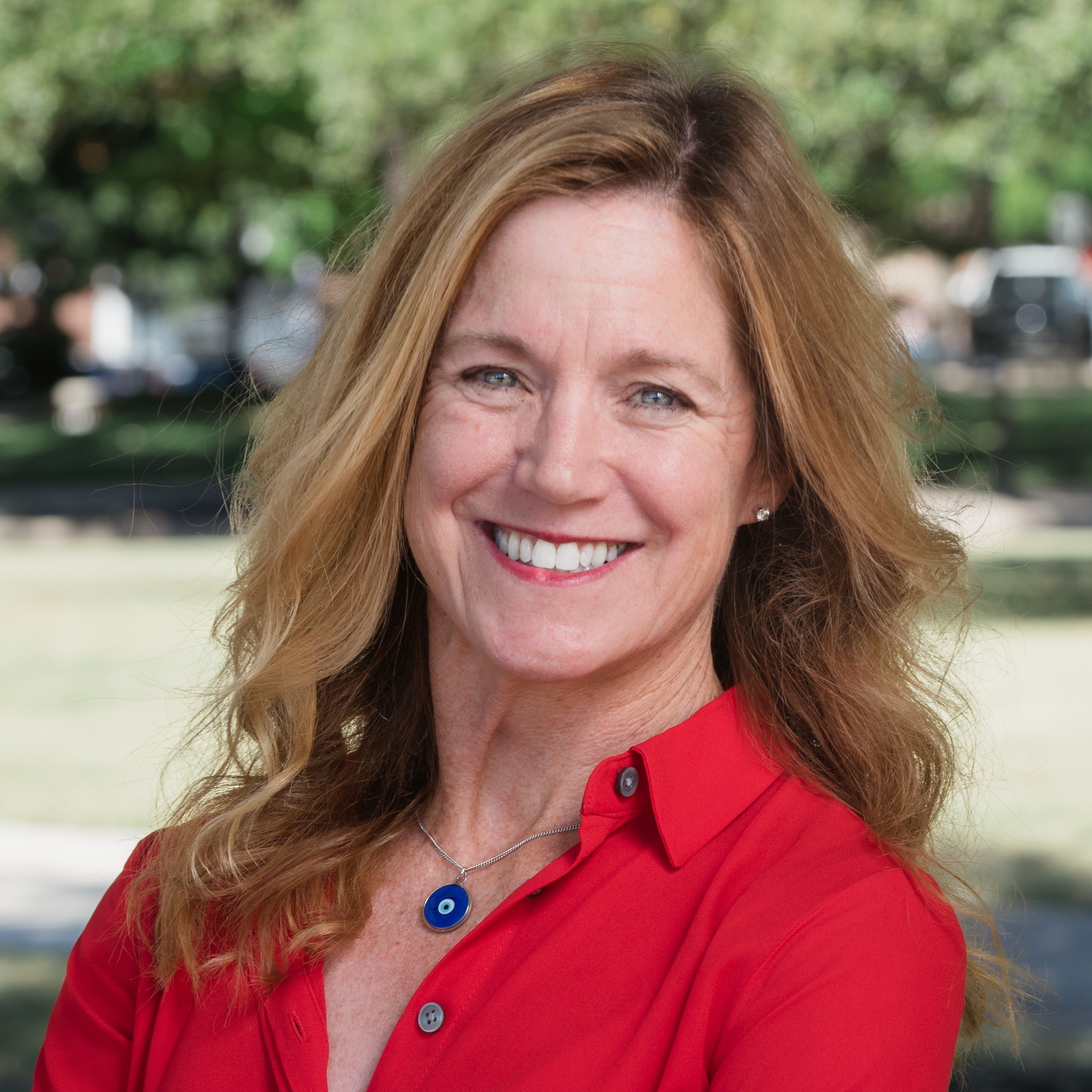 A professional headshot of Dr. Vivian Fowler, an Academic Advisor in the University Advising Center.