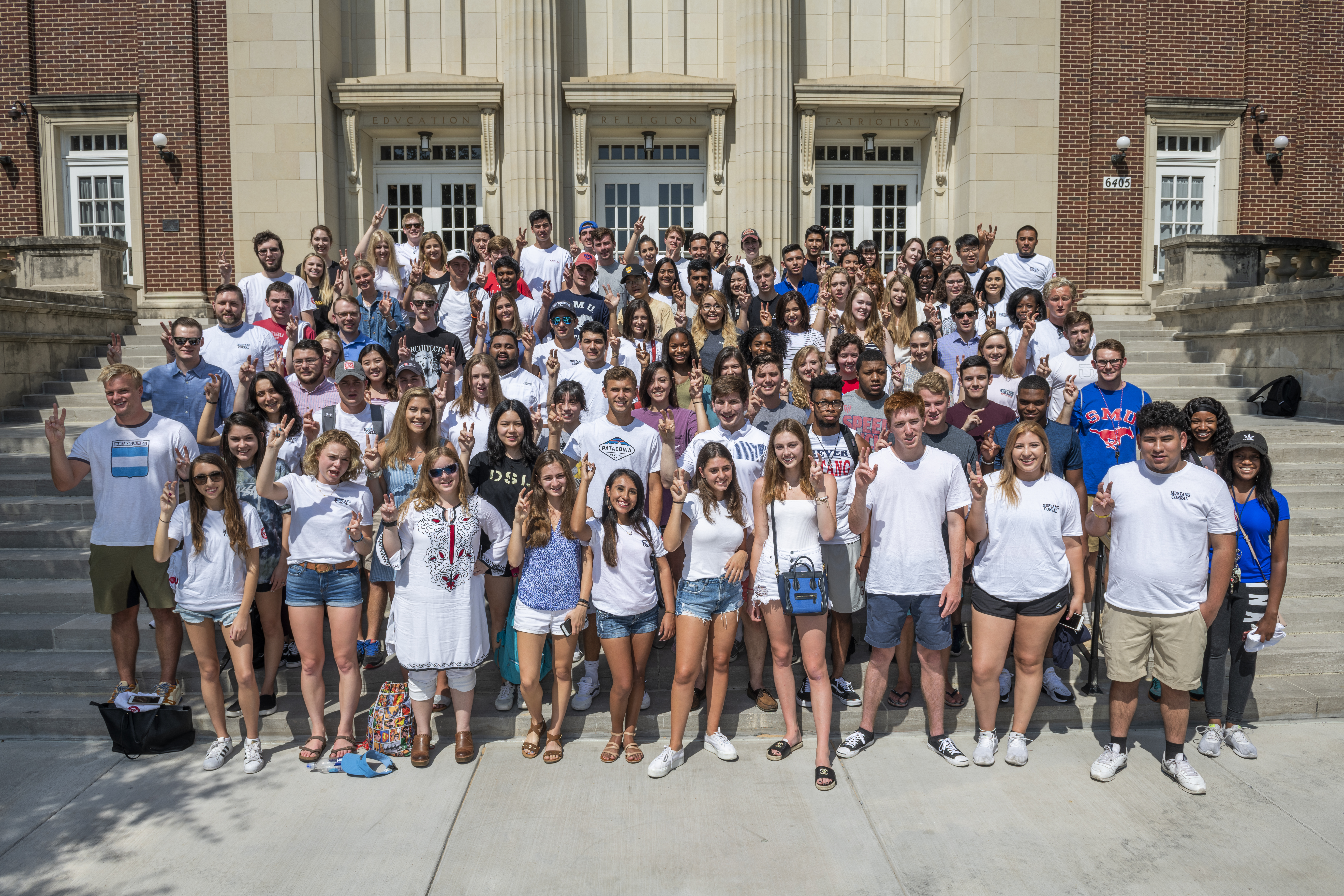 Photo of a large group of SMU transfer students