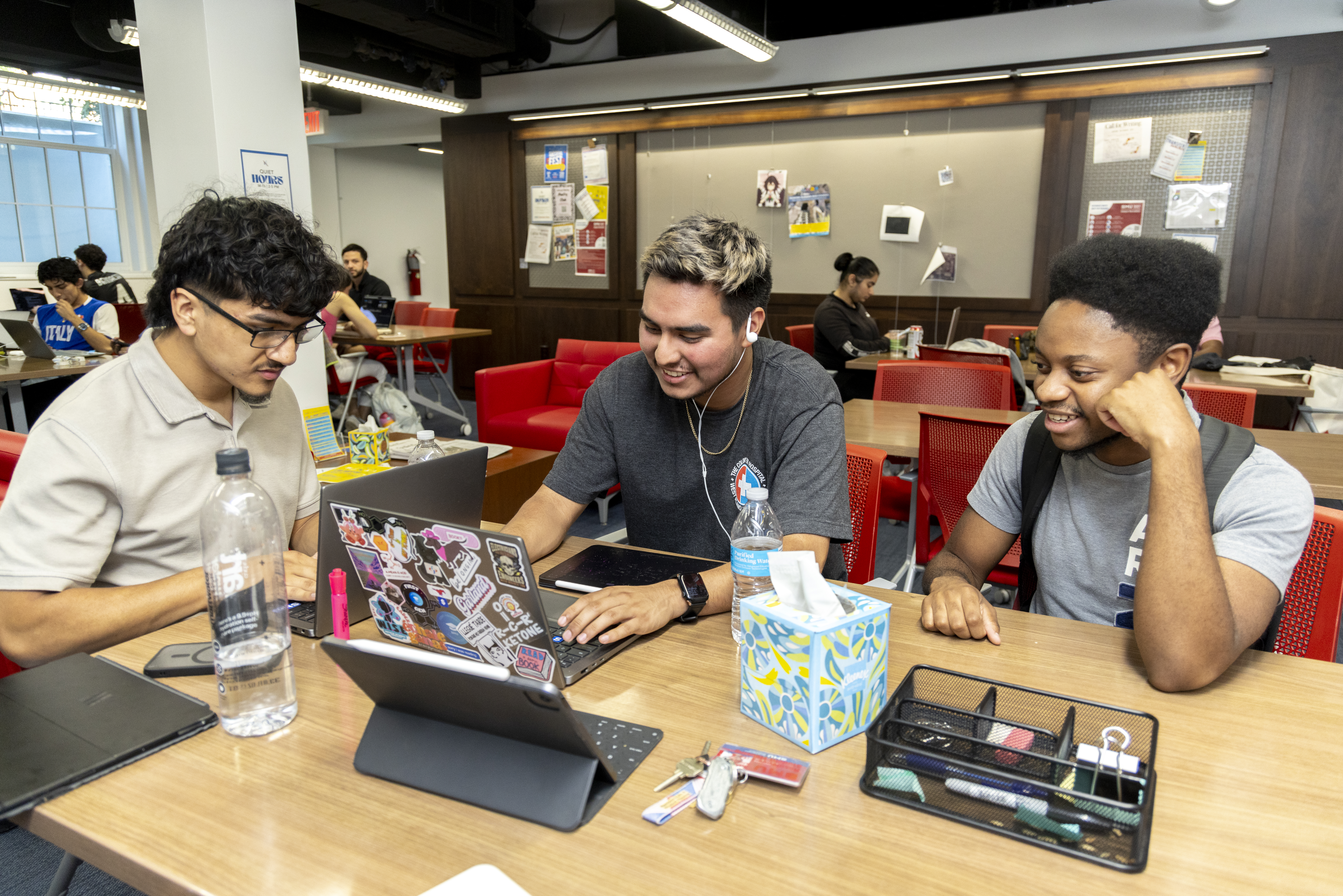 Students in the Scholars Den