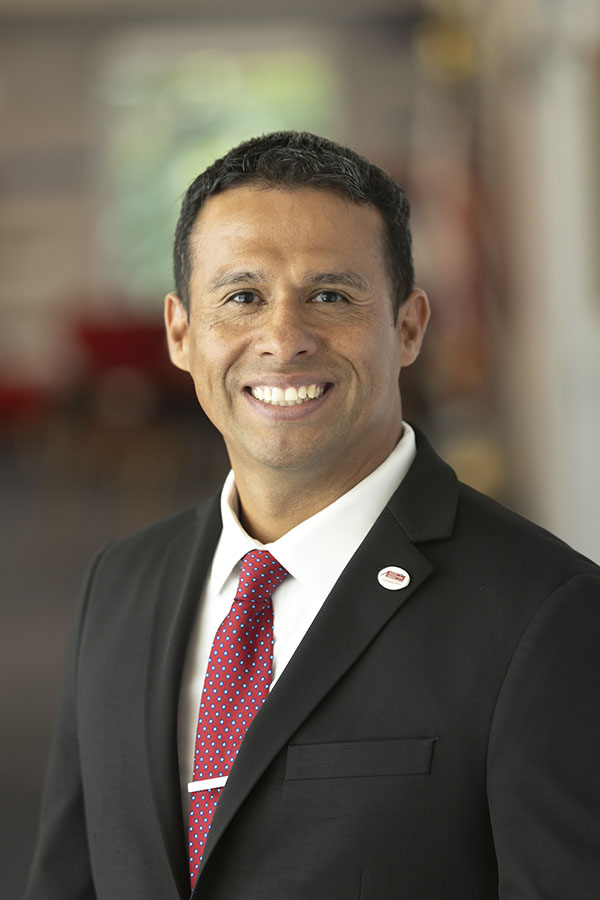 EdD Headshot of Alfonso Calderon