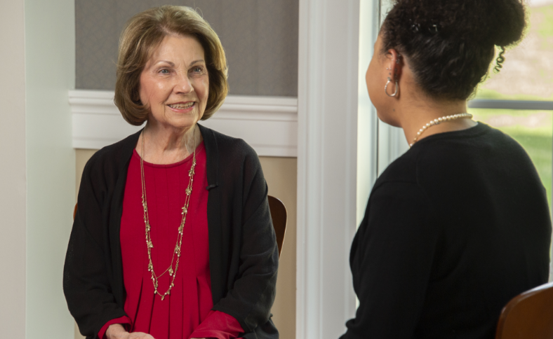 Haley Taylot Schlitz '22 and Marillyn Seeberger '22