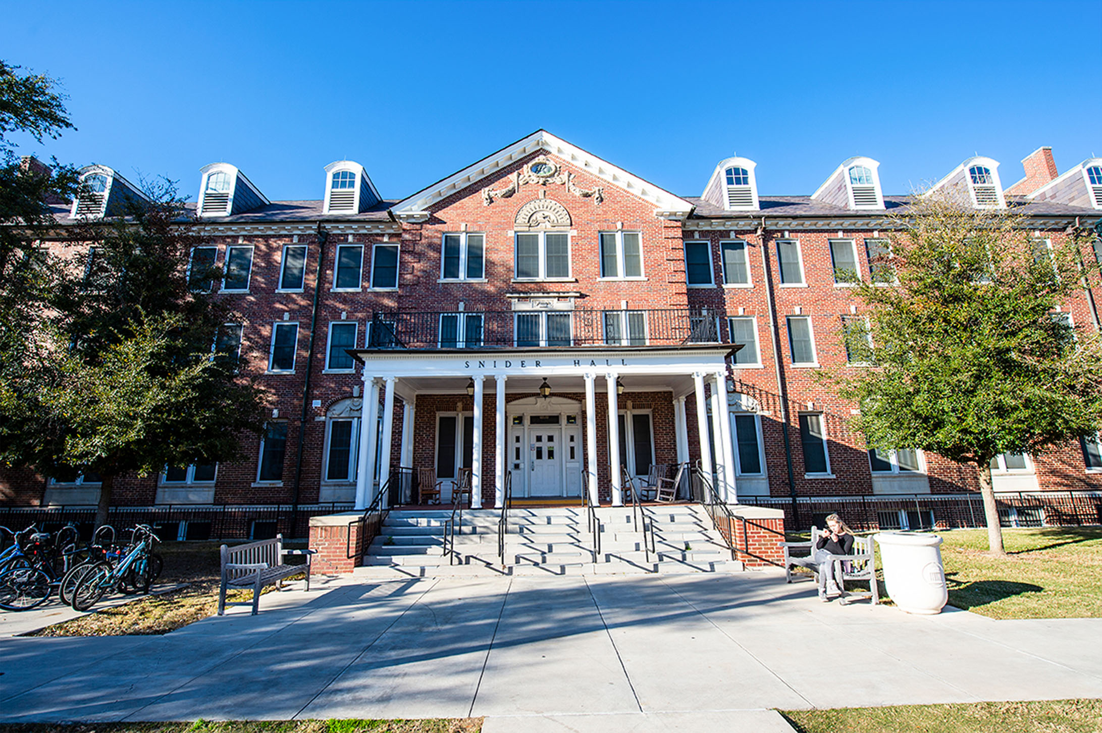Virginia Snider building Exterior