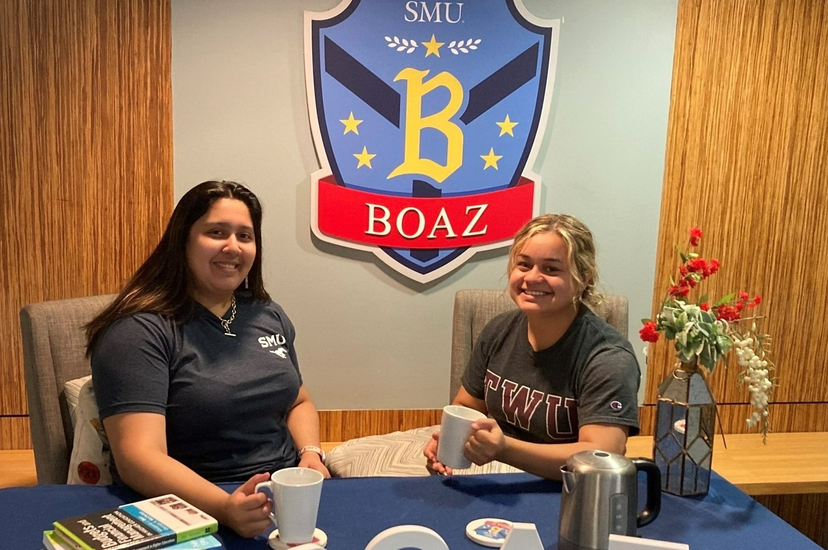 RCD Liv Johnson with Boaz students at Muffin Mornings