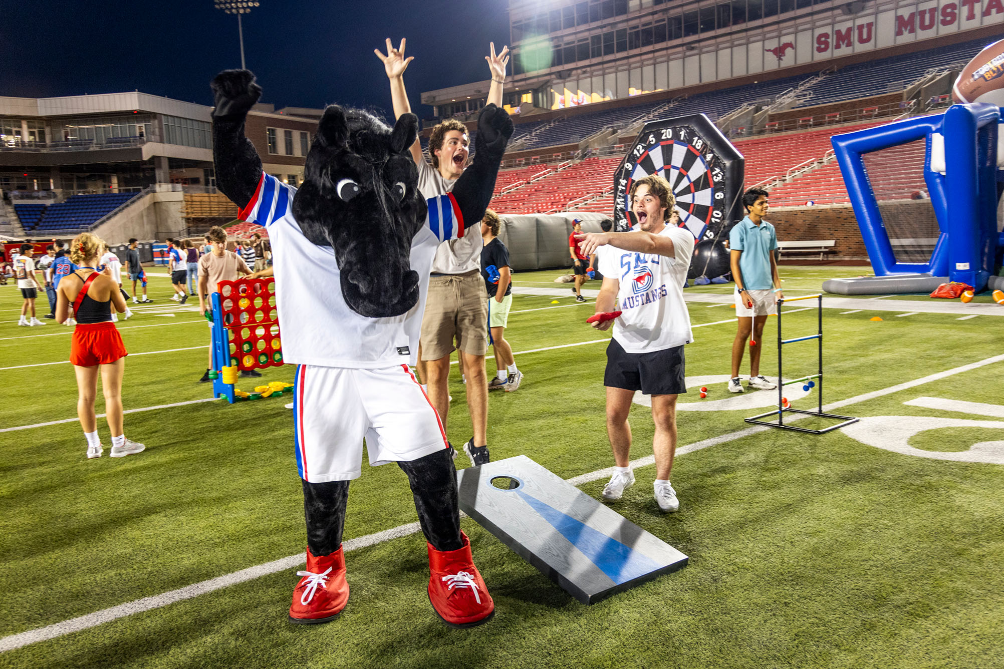 Smu Raffle Stampede | SMU Orientation and Transitions - Student Affairs