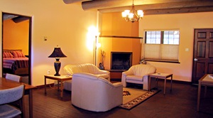 SMU-in-Taos Faculty Casita common area