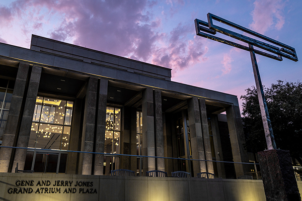 2022 Renovated Meadows School visual arts facilities open, including Gene and Jerry Jones Grand Atrium and Plaza