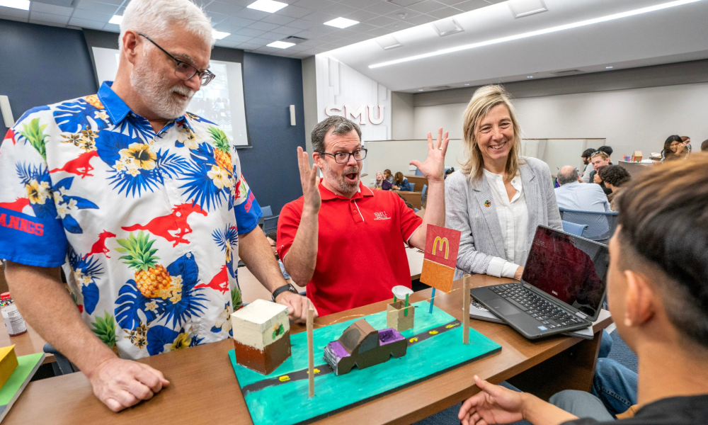 A civil engineering bachelor’s degree student solves real-world problems with the help of expert faculty.