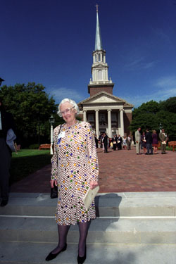 Elizabeth Perkins Prothro in front of Perkins Chapel at SMU