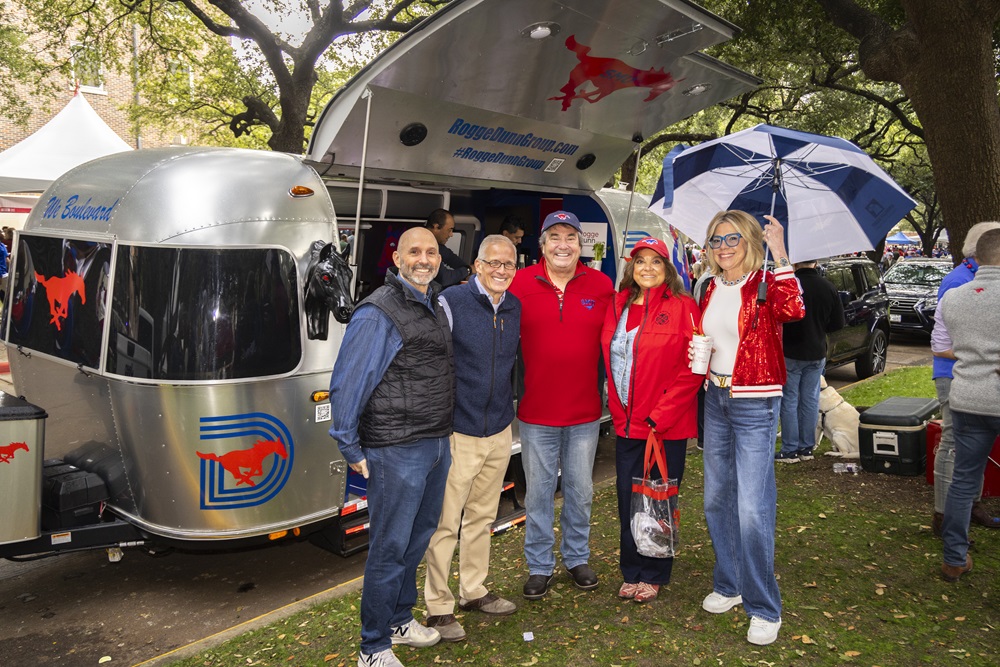 SMU Boulevard Airstream
