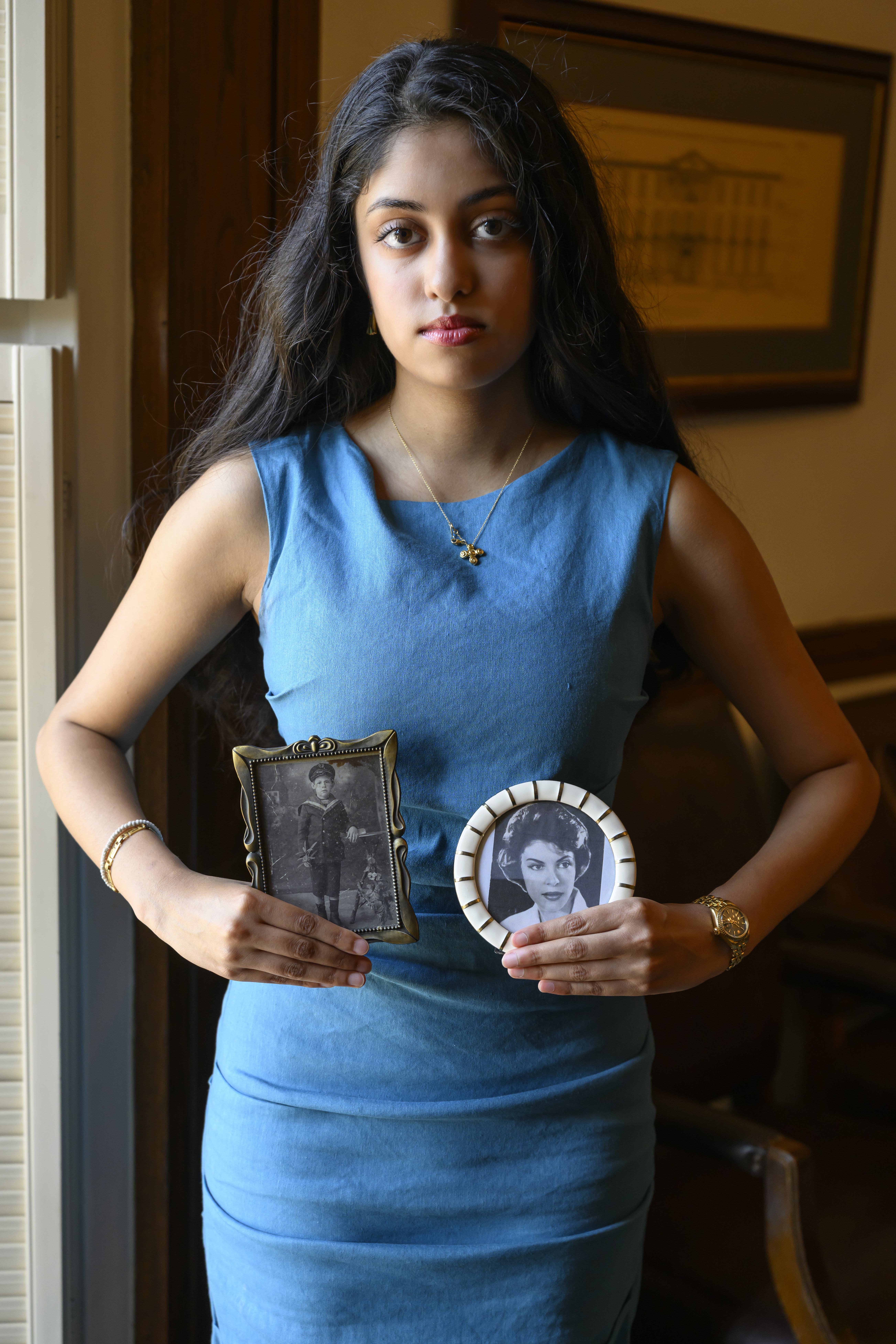 Alexandra Lahiri and photos_2