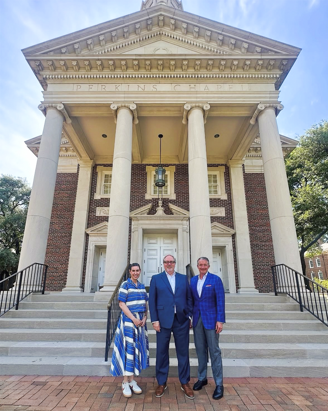photo of Dean Stone, President Jay and Provost Mersey in front of Perkins Chapel